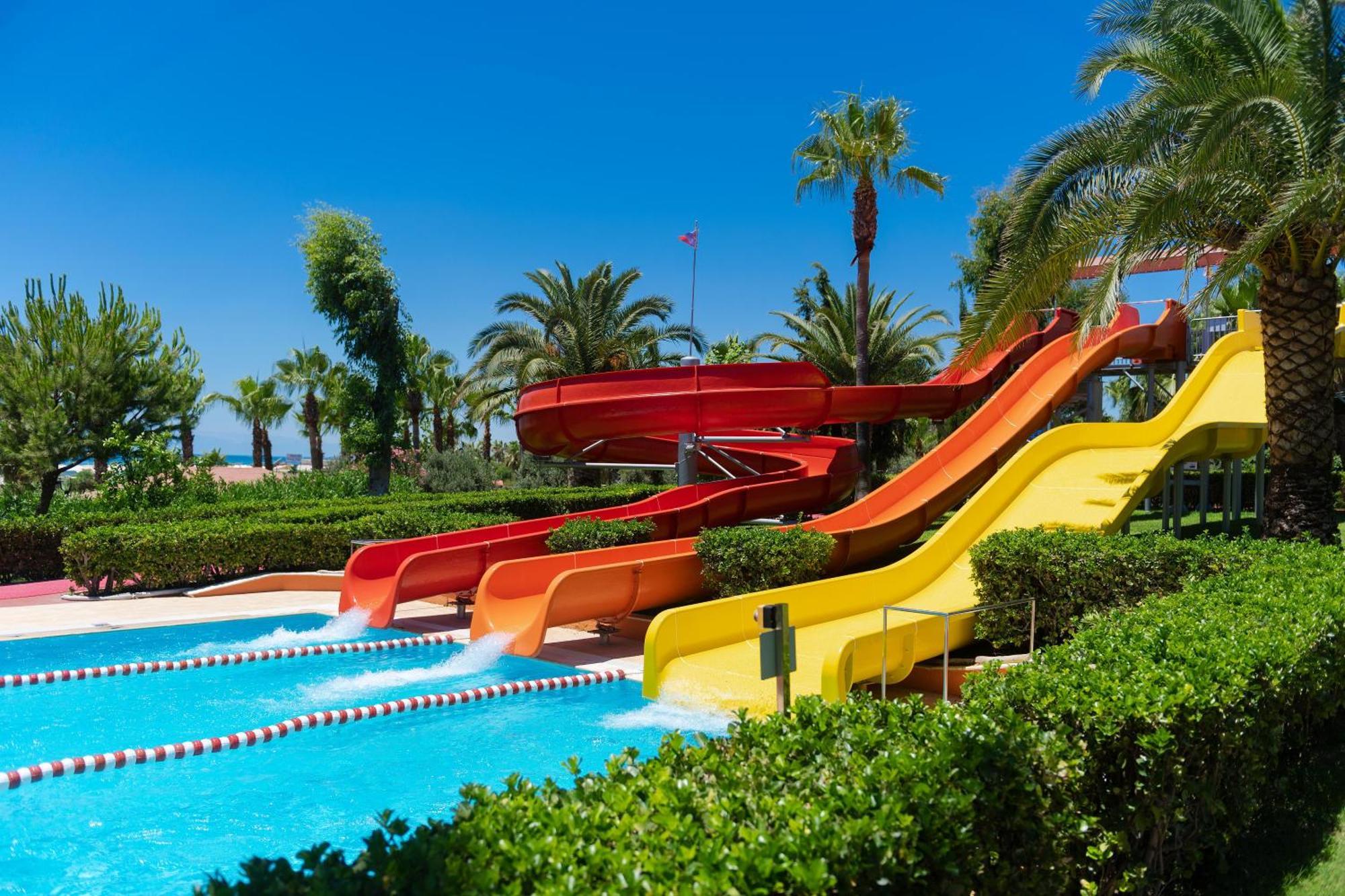 Miramare Beach Hotel Side Exterior foto