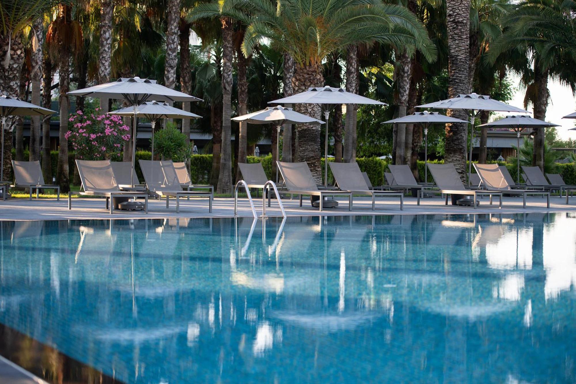 Miramare Beach Hotel Side Exterior foto